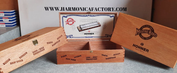Originele Hohner 125th edition - houten kist - collector item